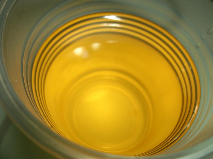 敛肺涩肠,治久咳,泻痢,反胃噎嗝,消肿,涌痰,杀虫,解酒毒,鱼毒和硫磺毒