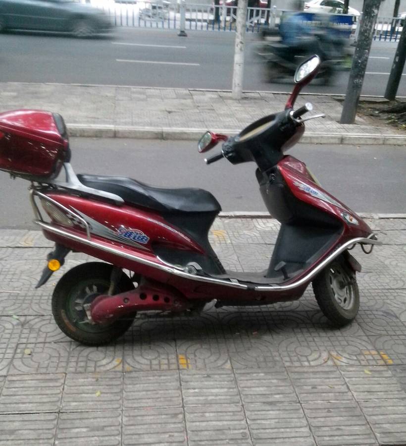 转他台雅迪大公主,1300接小刀