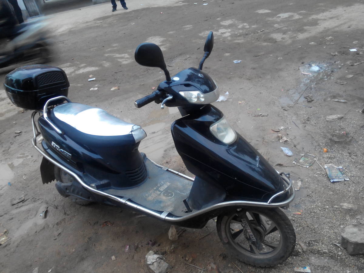 转8成新王力电动车证件齐全,1500元