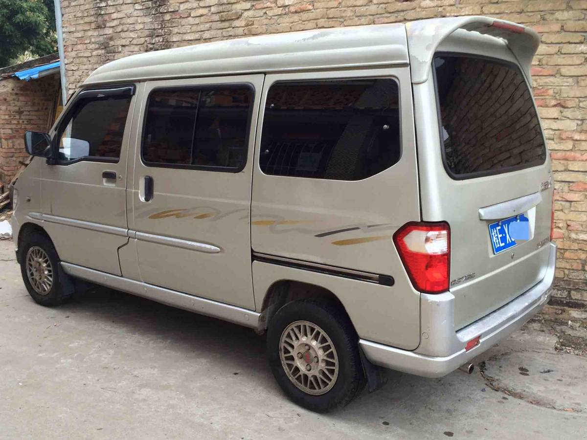 卖08年家用车五菱之光,1.78万包过户