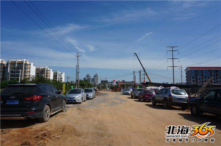 北海上海路立交桥在6月26日正式开工,预计2016年4月底全面通车