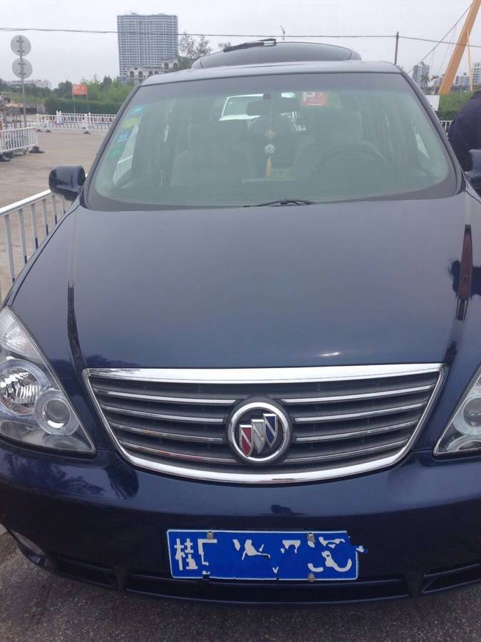 别克商务出售9万元,有需要的欢迎看车!