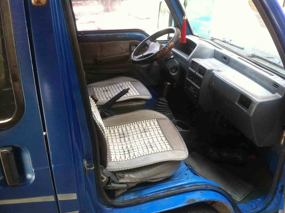 转让2004年一辆五菱龙