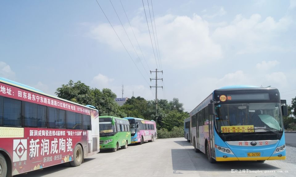 百色市田东县是一个国家级贫困县.