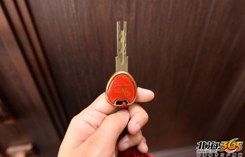 这是盼盼安全门 专属钥匙,这个样的花纹的钥匙是不常见到吧