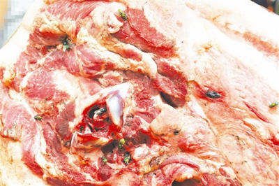 博白黑心商贩卖病死猪肉,被批捕!老王5招教你买到新鲜肉