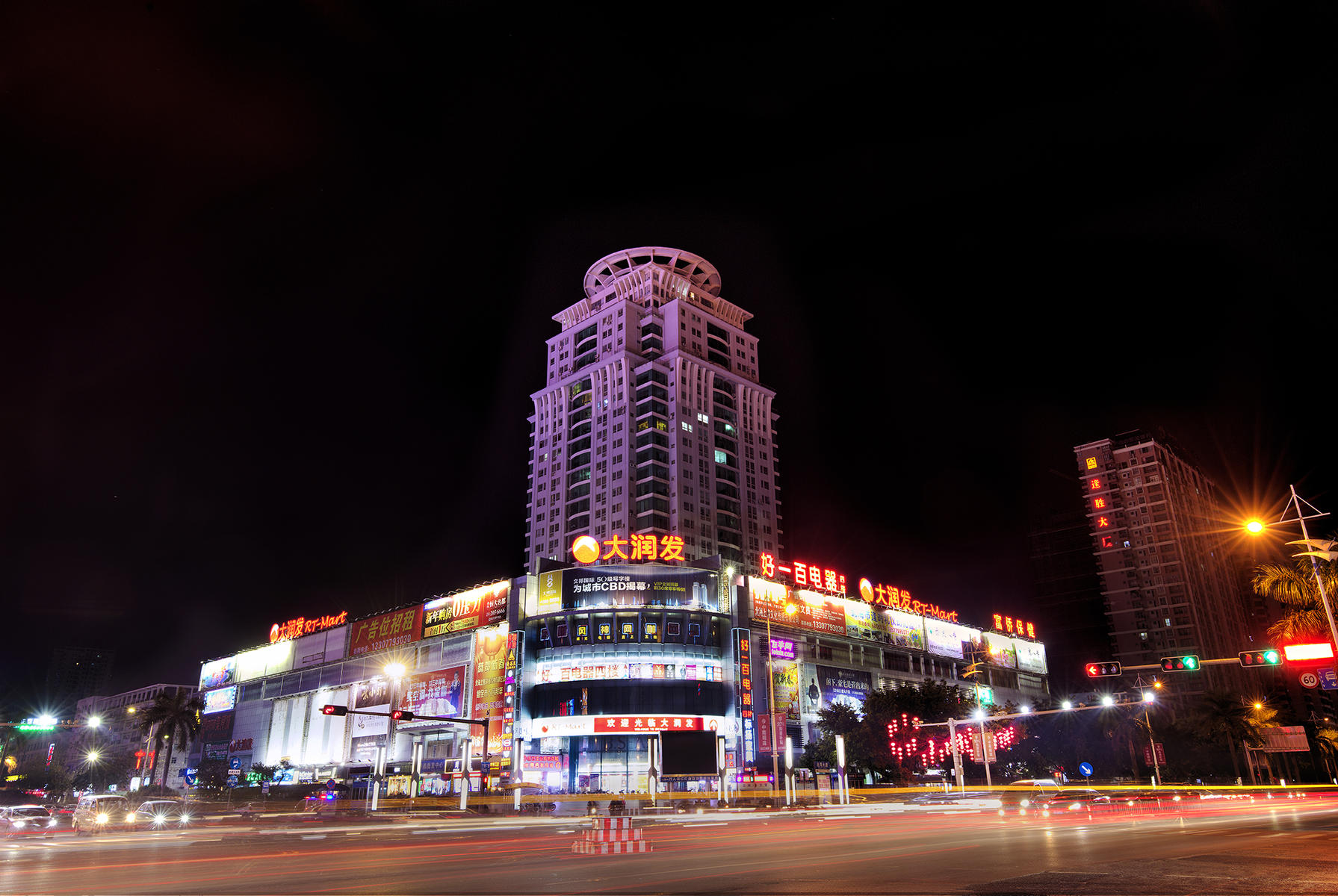 北海大道与北京路交汇处城市购物广场4楼 也就是旧大润发4楼 总建筑