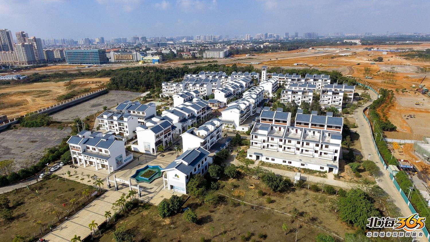 探访北海最美回建区!全部独栋别墅,有农家乐,门楼甚至了望塔