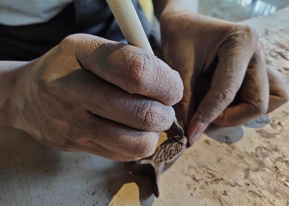 每一个制作陶瓷的手都不平凡