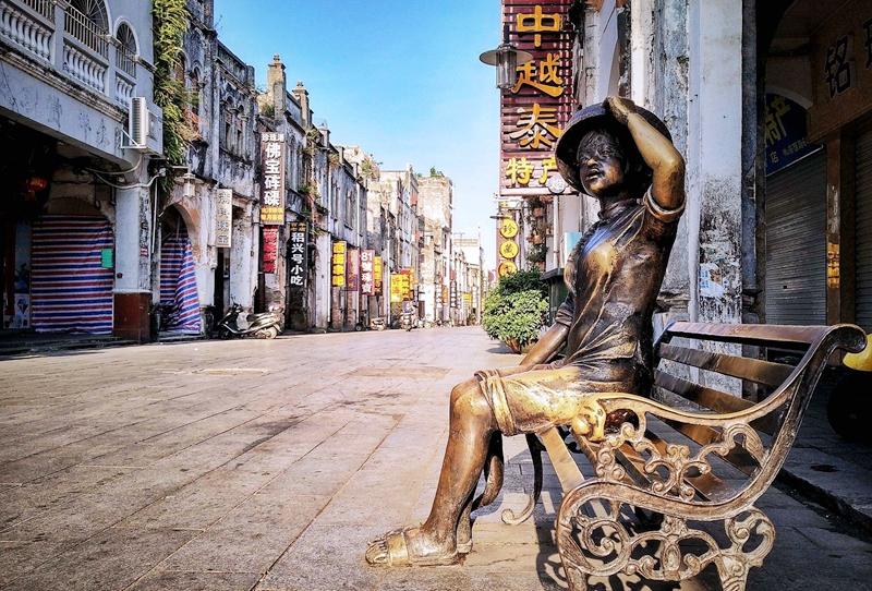 北海百年老街青铜雕塑知多少华叔带你去看看