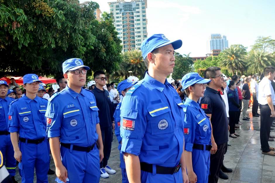 我市海上搜救志願者協會等4支陸海空應急救援志願者隊伍正式納入北海