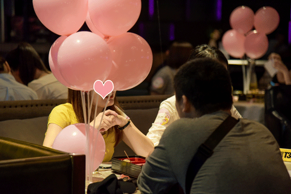 线下交友派对圆满成功!你做梦也想不到居然还能这样找对象-天涯情歌-