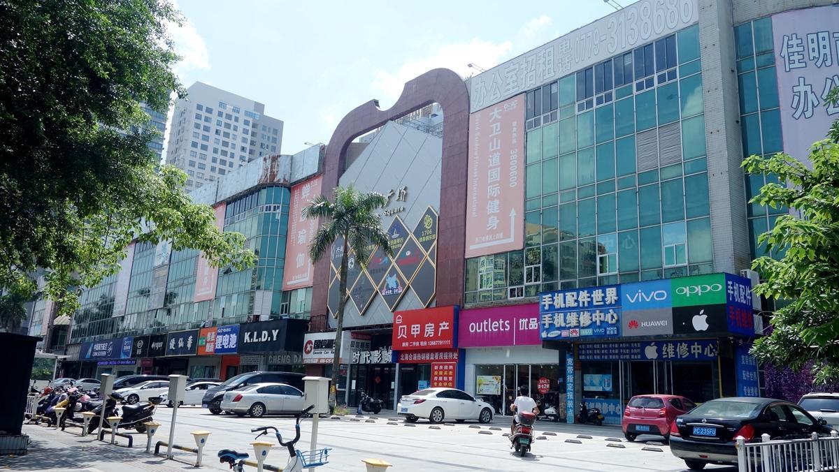 拥有电影院大书店电脑城的时代广场你现在还去逛吗