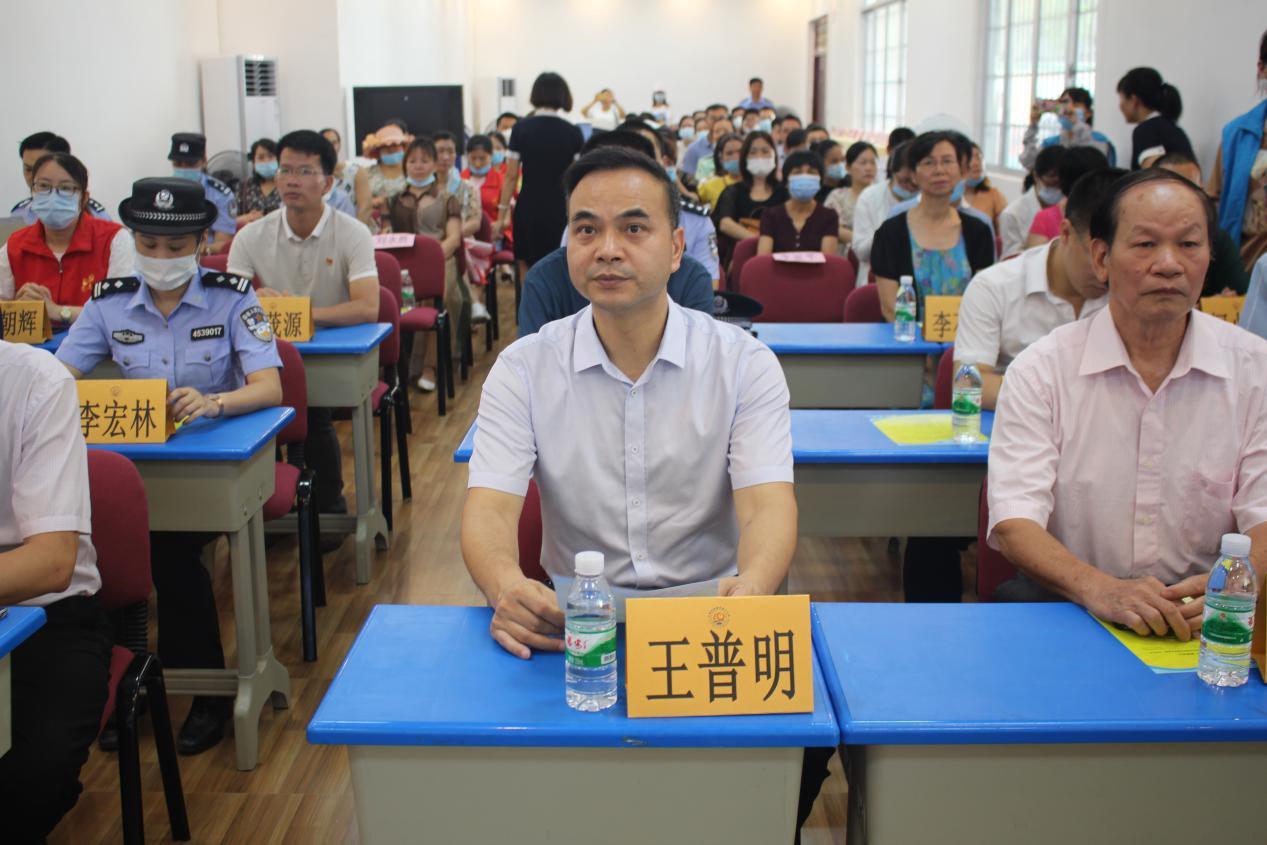 26国际禁毒日"宣传进校园活动暨海城区"禁毒同行"建设活动